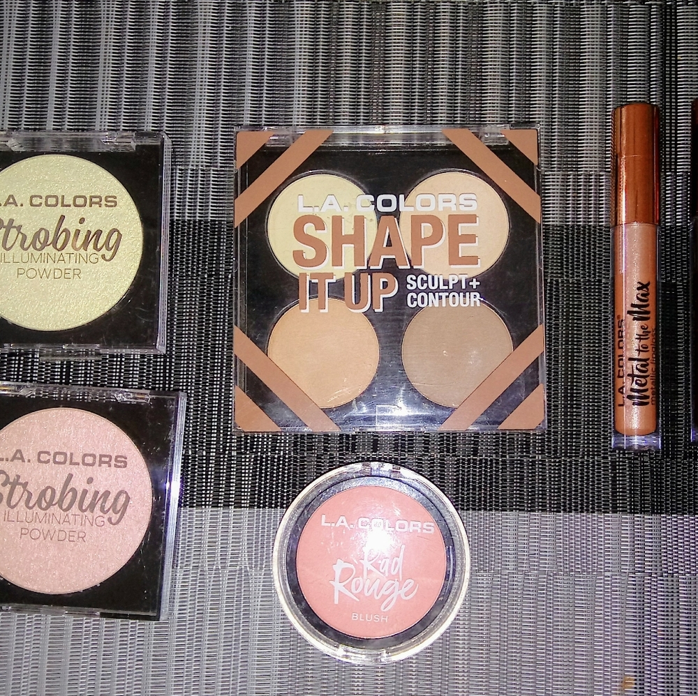L.A COLORS MAKEUP BUNDLE